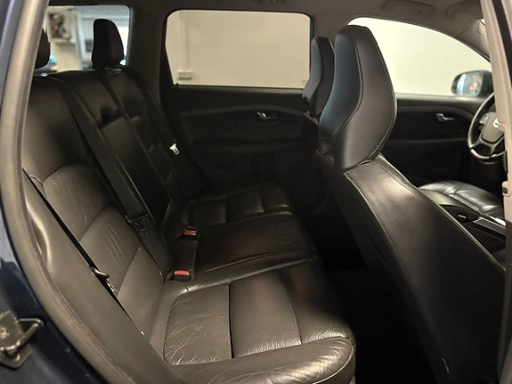 Volvo V70 17 of 20