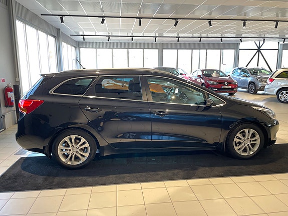 Kia Ceed 4 of 5