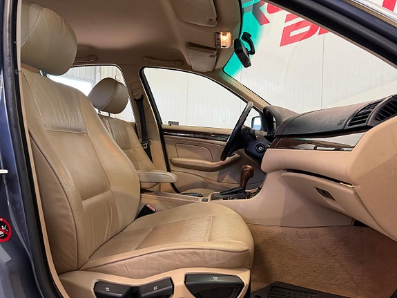 BMW 320 8 of 11