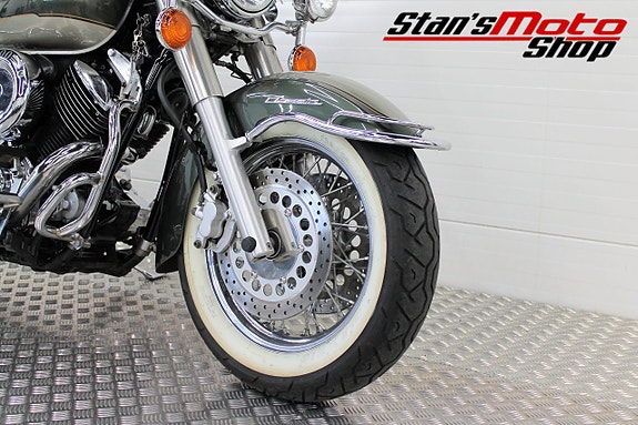 Yamaha XVS1100A Dragstar Vance&Hines 10 of 16