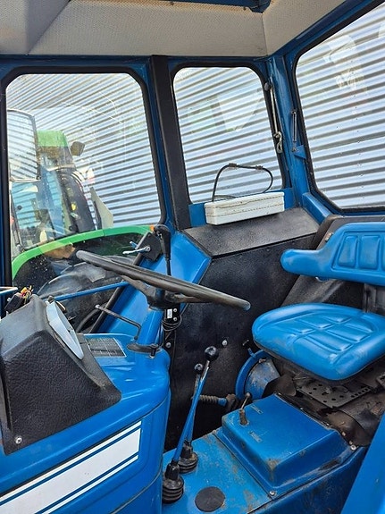 Ford 5000 6 of 9