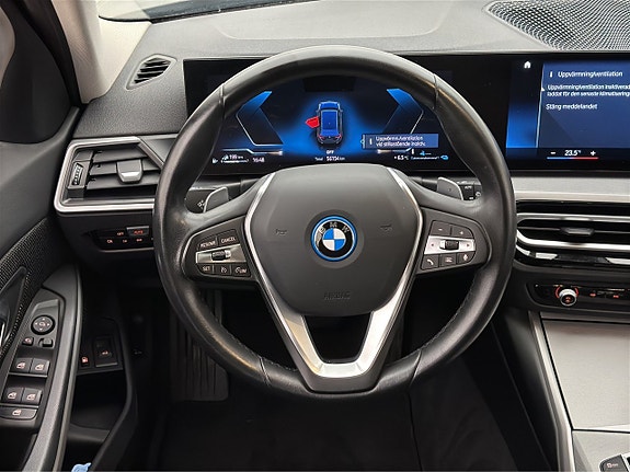 BMW 330e 9 of 30