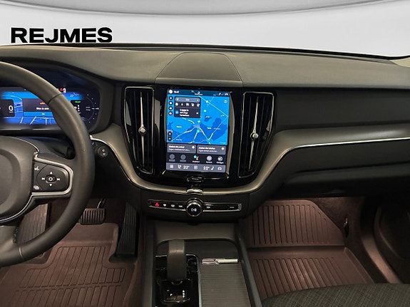 Volvo XC60 12 of 15