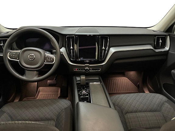 Volvo XC60 5 of 15