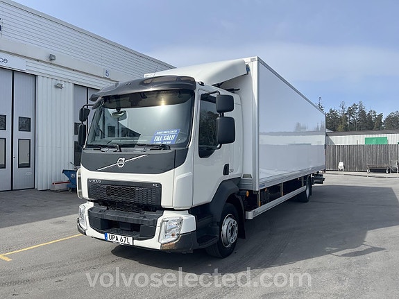 Volvo FL Skåpbil med fasta sidor