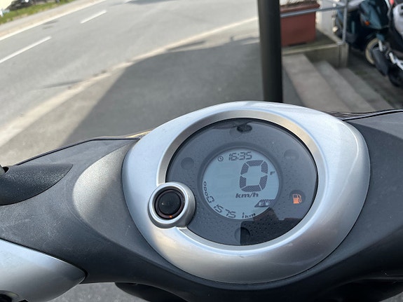 Yamaha Neos Moped Klass 1, körs på AM-kort, 1575mil 9 of 10