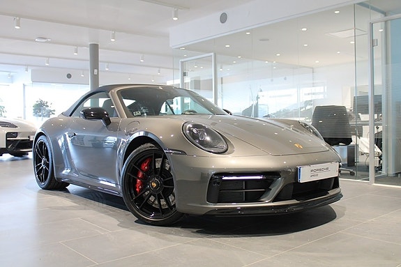 Porsche 911 Carrera GTS