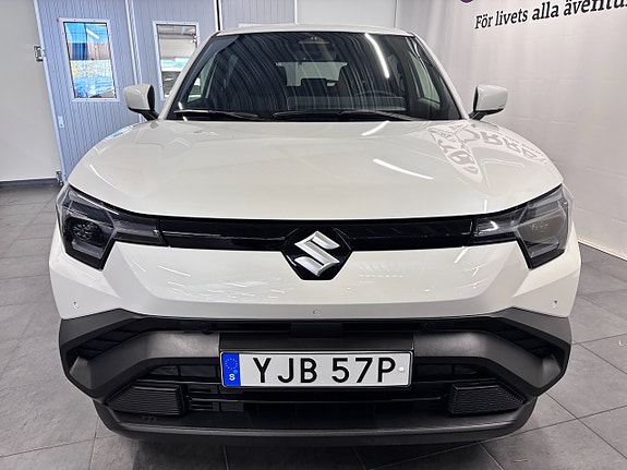 Suzuki eVitara 3 of 13