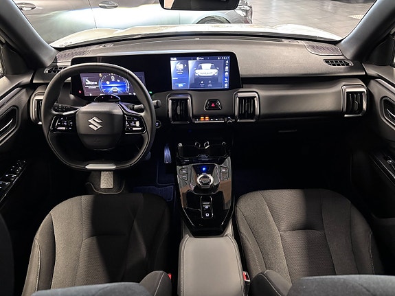 Suzuki eVitara 6 of 13
