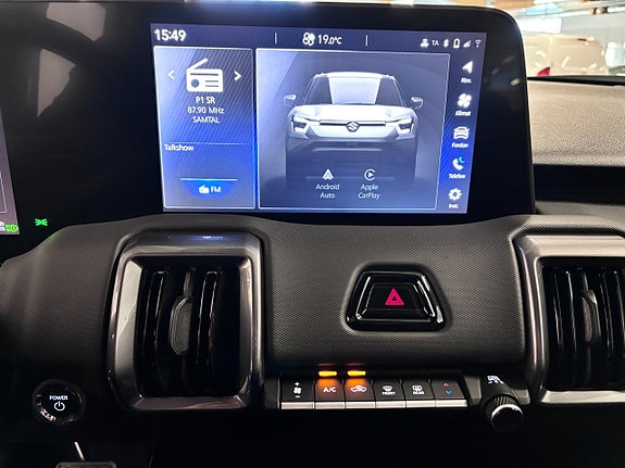 Suzuki eVitara 7 of 13