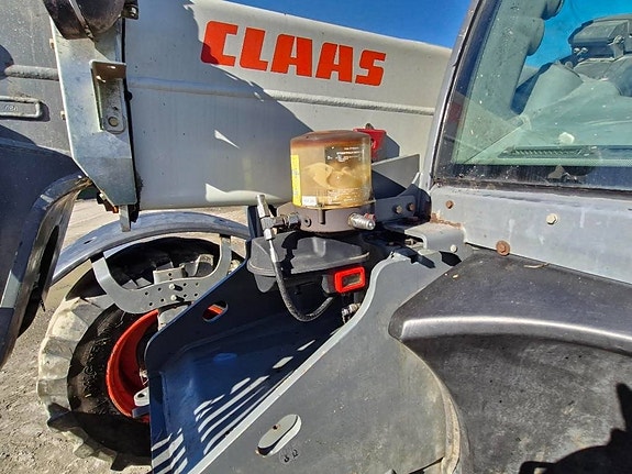 CLAAS Scorpion 7050 Varipower Plus 19 of 24