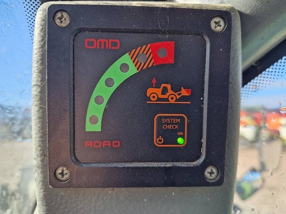 CLAAS Scorpion 7050 Varipower Plus 14 of 24
