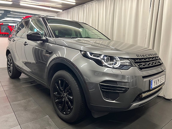Land Rover Discovery Sport 3 of 5