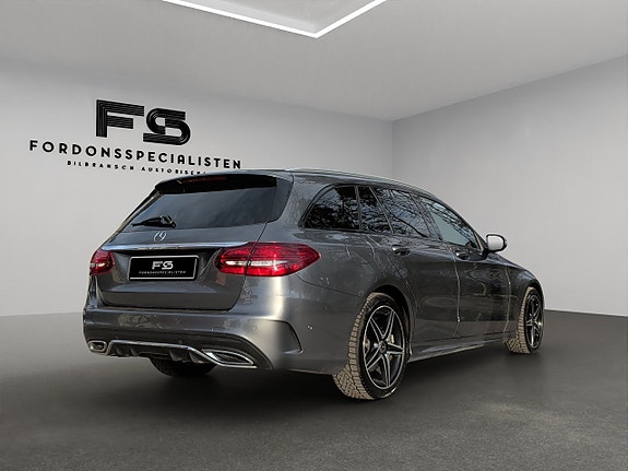 Mercedes-Benz C220 d 3 of 5