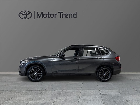 BMW X1 3 of 5