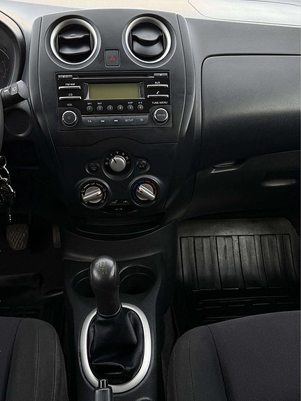 Nissan Note 15 of 21