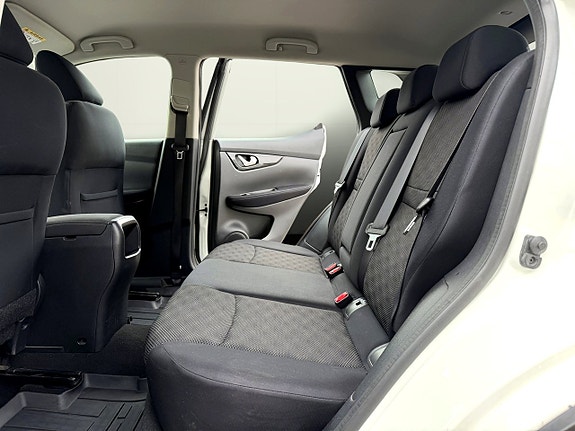 Nissan Qashqai 15 of 15