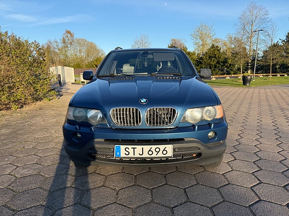 BMW X5 3 of 13
