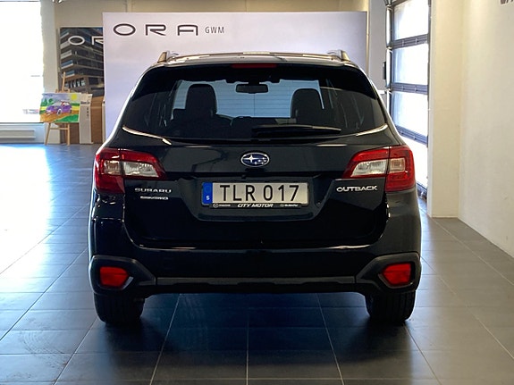 Subaru Outback 4 of 5