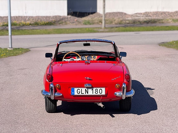 Triumph Spitfire 6 of 19