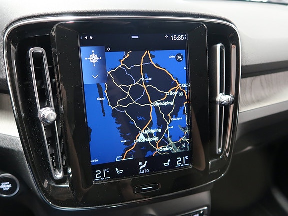 Volvo XC40 26 of 30