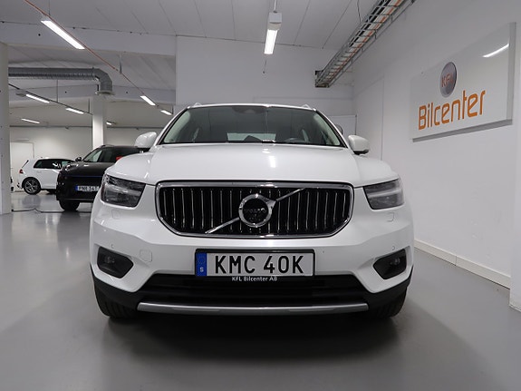 Volvo XC40 10 of 30