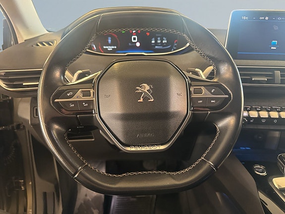 Peugeot 5008 9 of 18