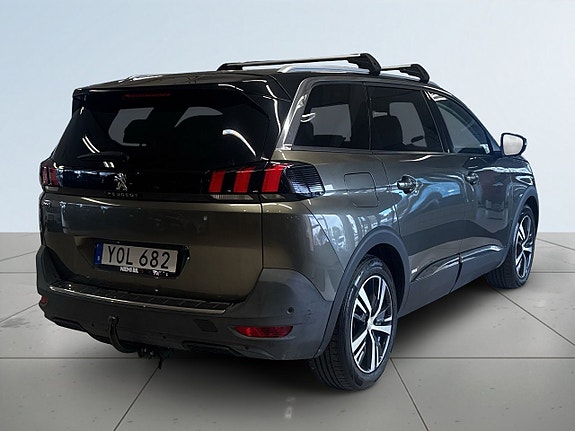 Peugeot 5008 6 of 18