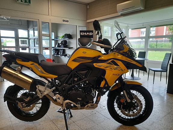 Benelli TRK 502 X