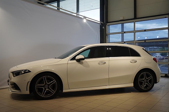 Mercedes-Benz A200 3 of 5