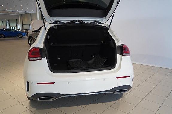 Mercedes-Benz A200 7 of 12