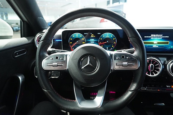 Mercedes-Benz A200 10 of 12