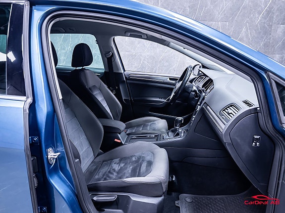 Volkswagen Golf Alltrack 15 of 26