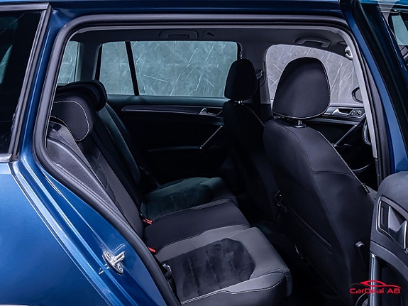 Volkswagen Golf Alltrack 16 of 26