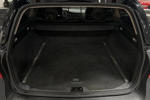 Volvo XC70 10 of 22
