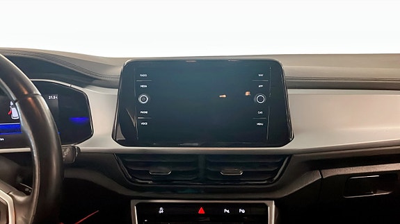 Volkswagen T-Roc 9 of 13