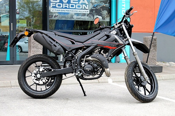 Rieju MRT SM | 2T | BLACK EDITION | MOPED | 45 | MOTARD MOPED 3 of 11