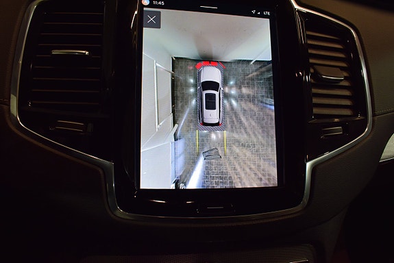 Volvo XC90 21 of 24