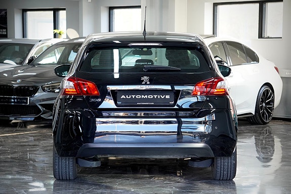 Peugeot 308 3 of 15