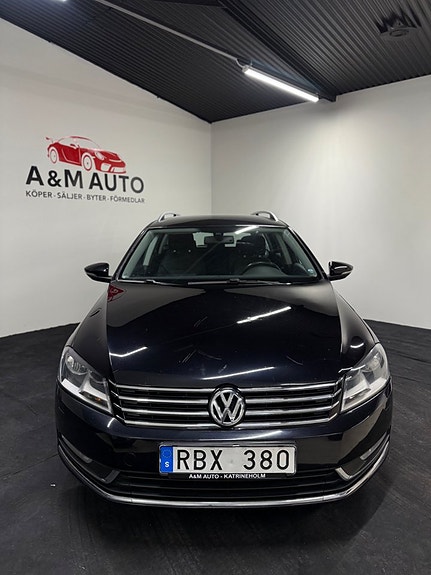 Volkswagen Passat 2 of 5