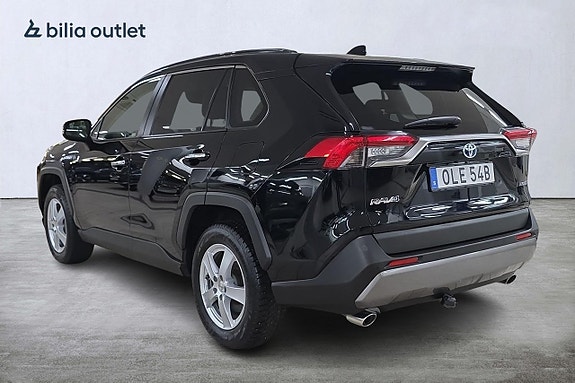 Toyota RAV4 8 of 27