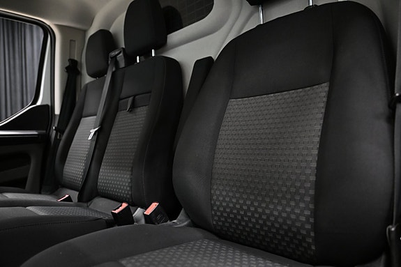 Ford Transit Custom 17 of 26