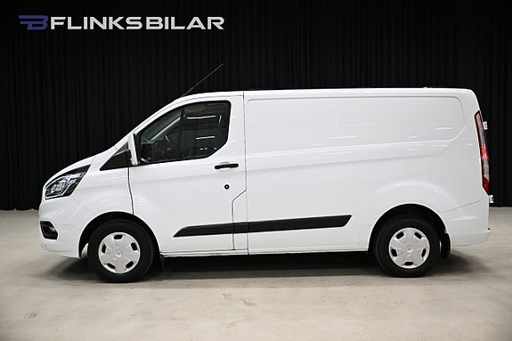 Ford Transit Custom 2 of 26