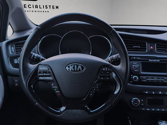 Kia Ceed 17 of 27