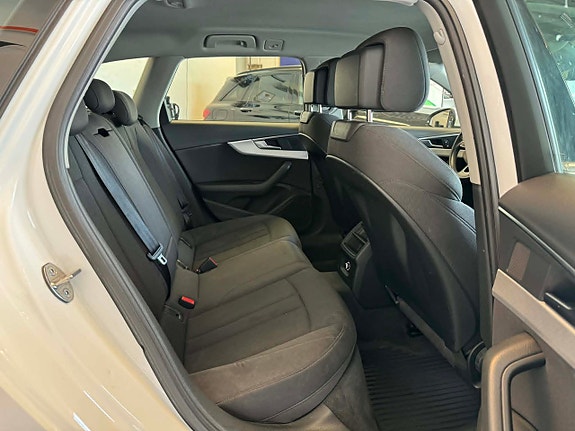 Audi A4 14 of 26