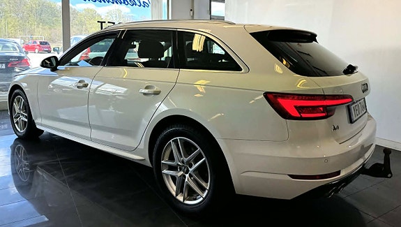 Audi A4 4 of 26