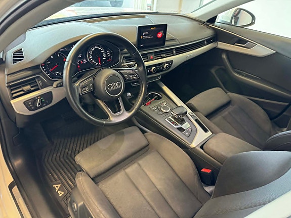 Audi A4 11 of 26