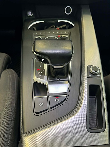 Audi A4 17 of 26