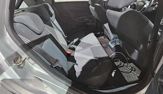 Ford Fiesta 7 of 10