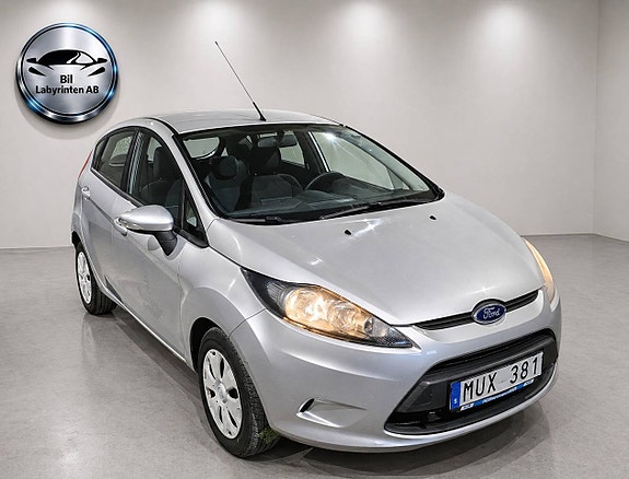 Ford Fiesta 4 of 10